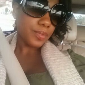 Meet your Posher, Monique